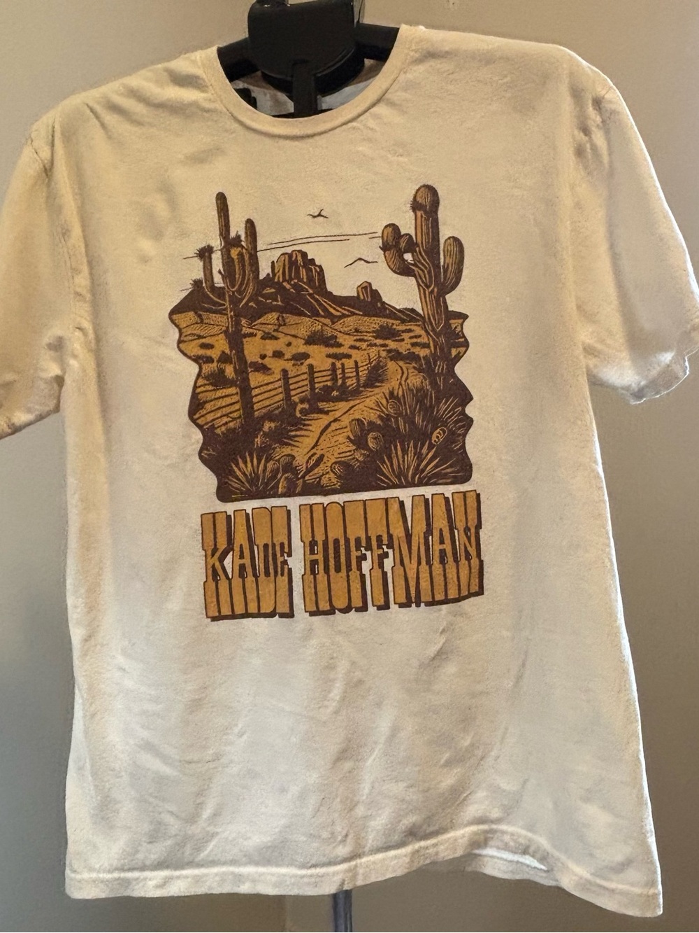 Kade Hoffman Official Merch T-Shirt - Cream/Natural Western Desert Graphic Tee L
